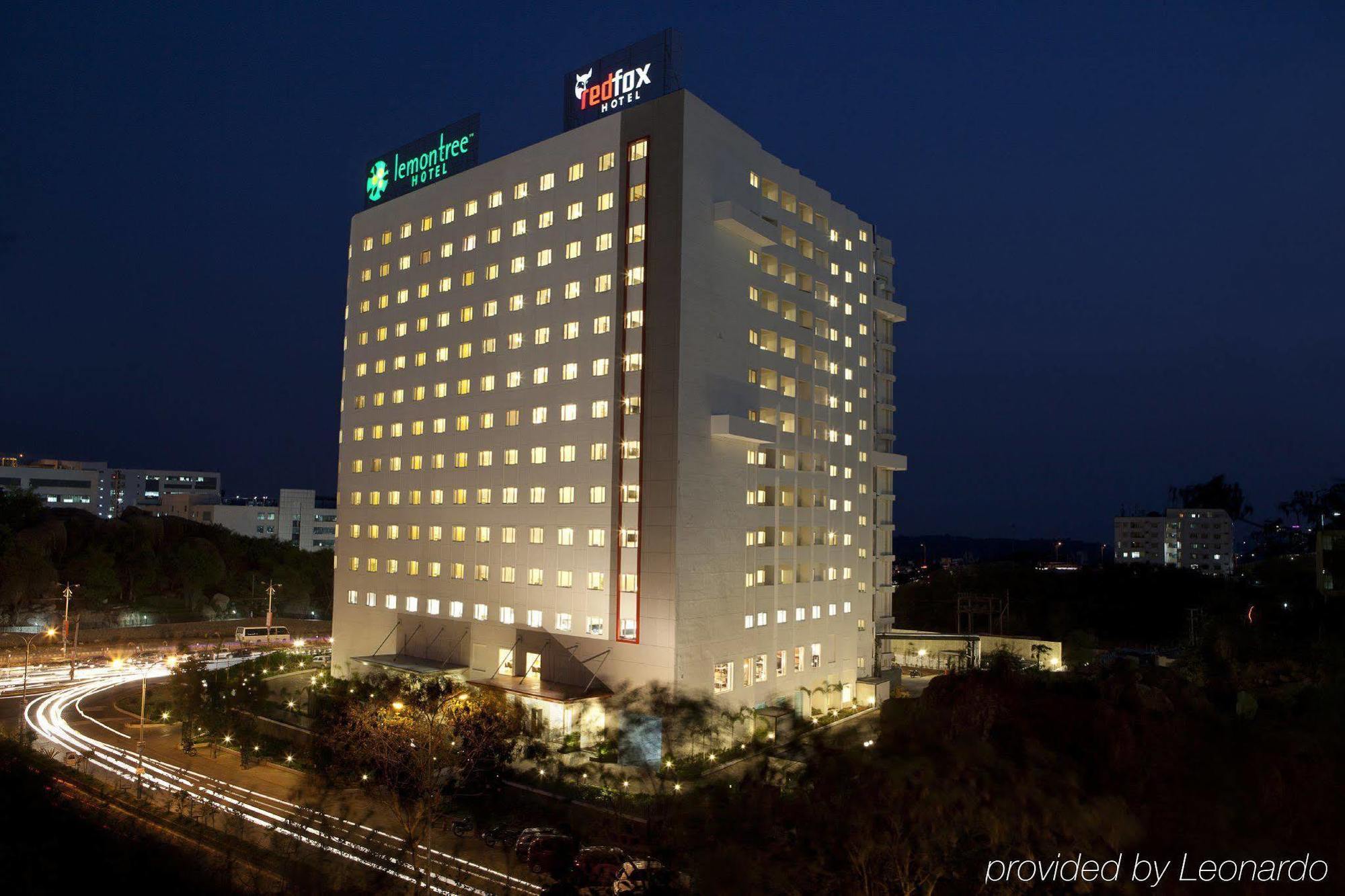 Lemon Tree Premier Hitec City Hyderabad Exterior foto